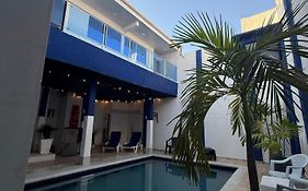 Hotel Blue Diamond House